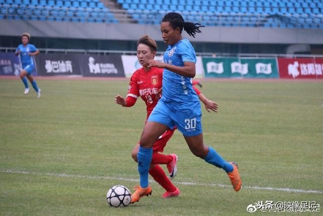 赫塔费正式签回于纳尔，合同为期三年并保留二转和奖金条款